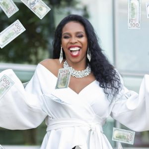 Claudine Ellis Money image